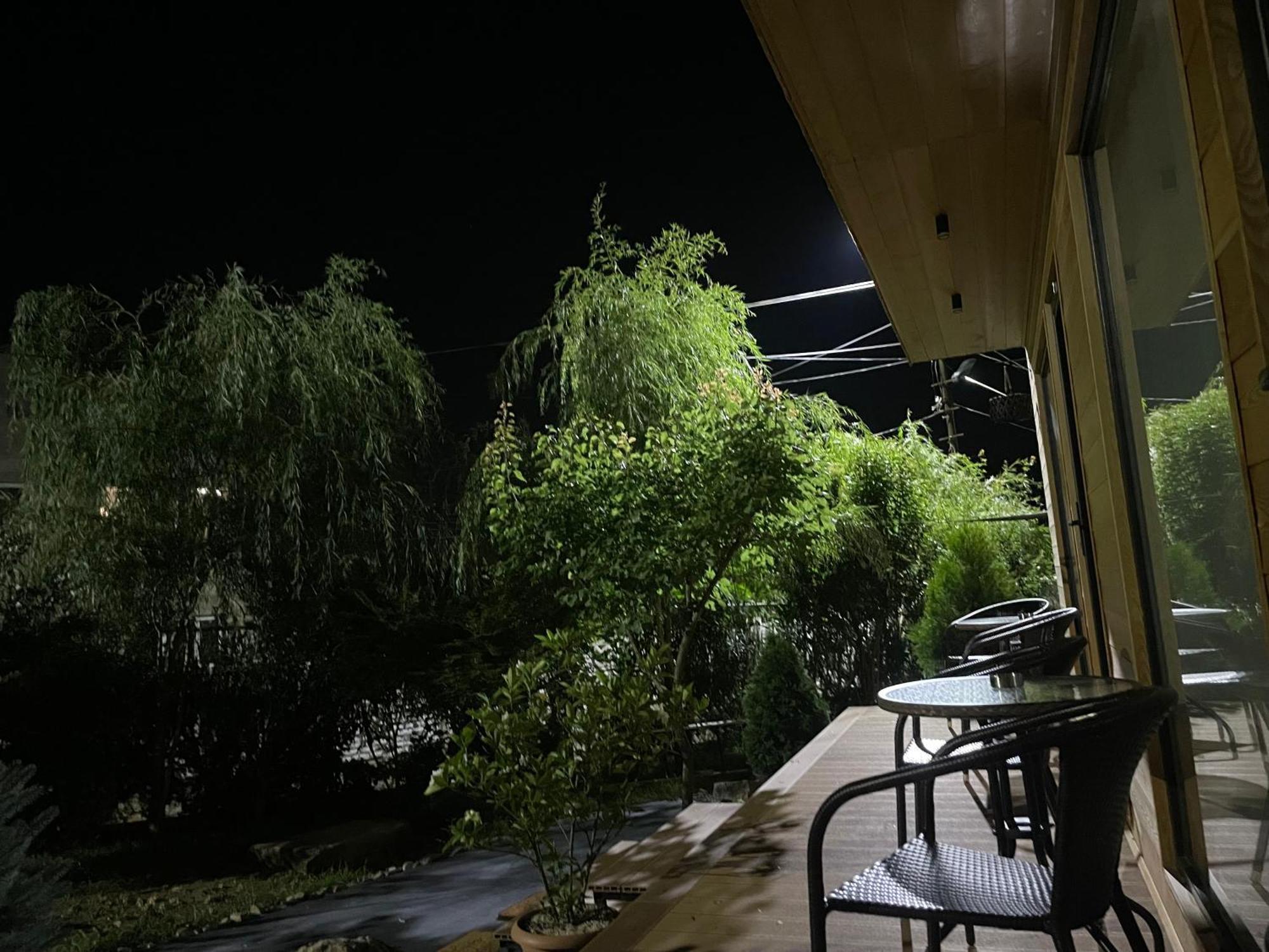 Garden Rooms In Kutaisi Exterior foto