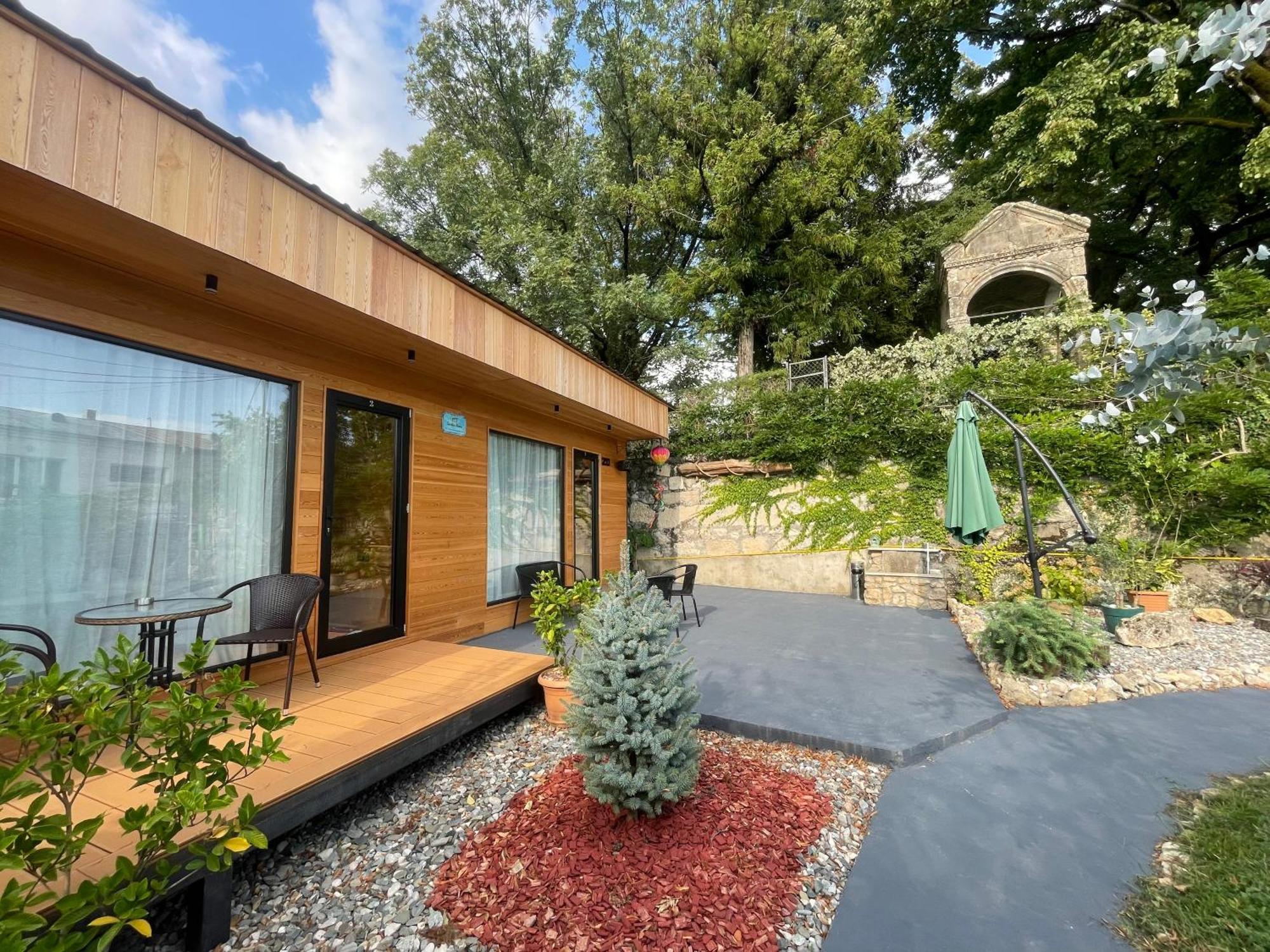 Garden Rooms In Kutaisi Exterior foto